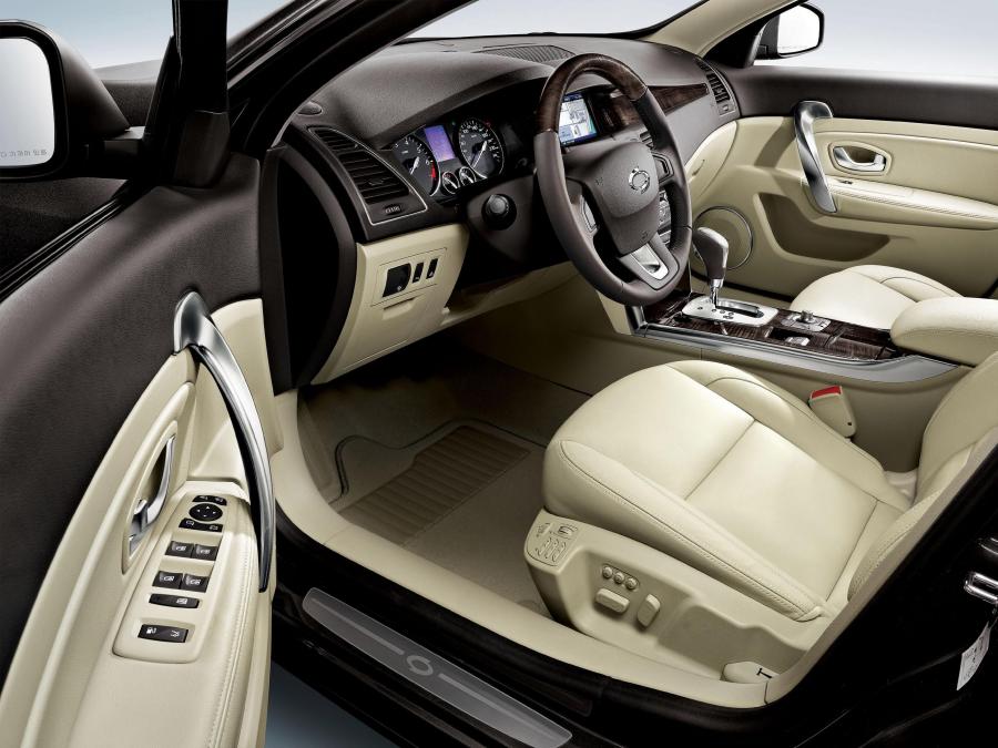  Samsung SM5 2011 года  (фото 3 из 5)